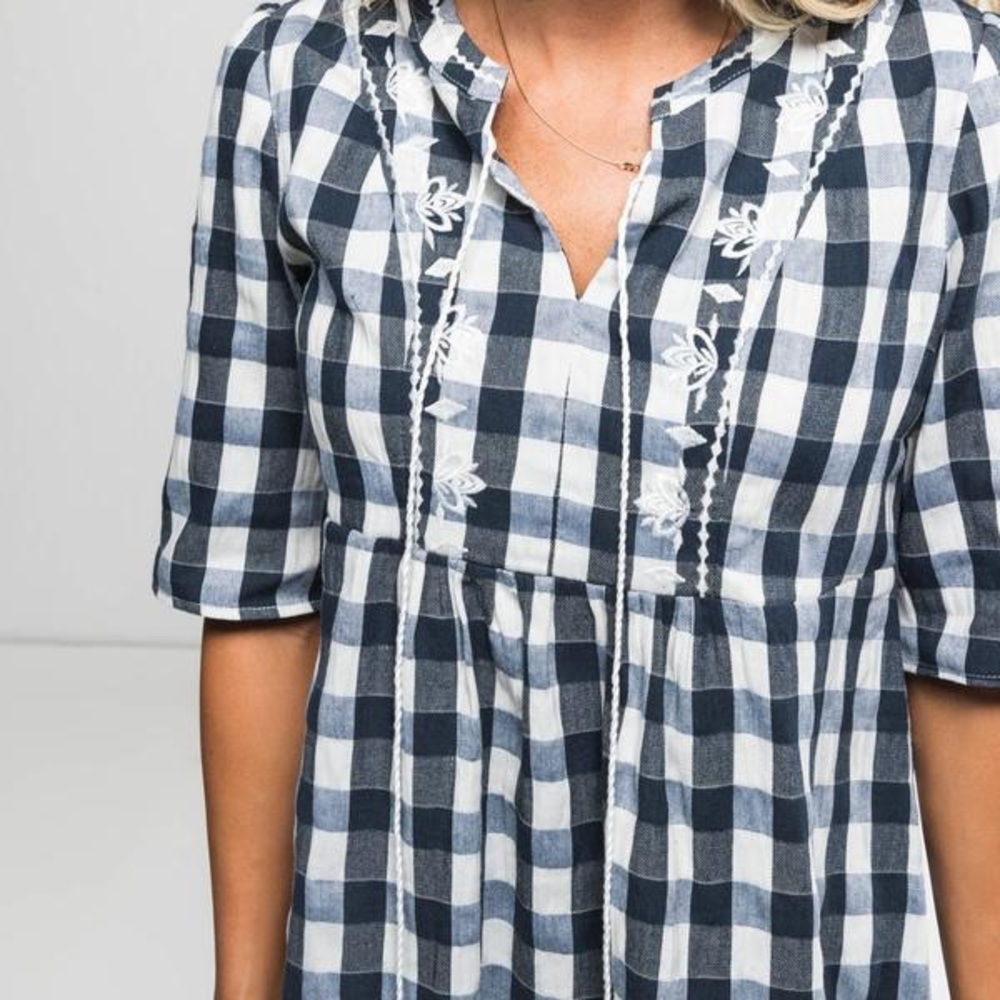 🔹Grace Check Top🔹 - Picture 3 of 3